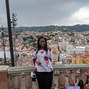 Meet your Posher, Andrea